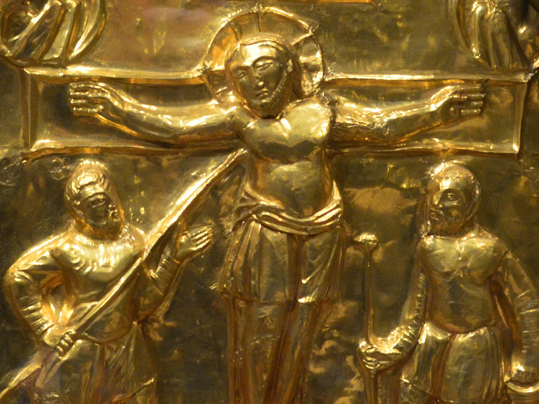 Kreuzigung, Detail aus der Pala d'oro im Aachener Dom