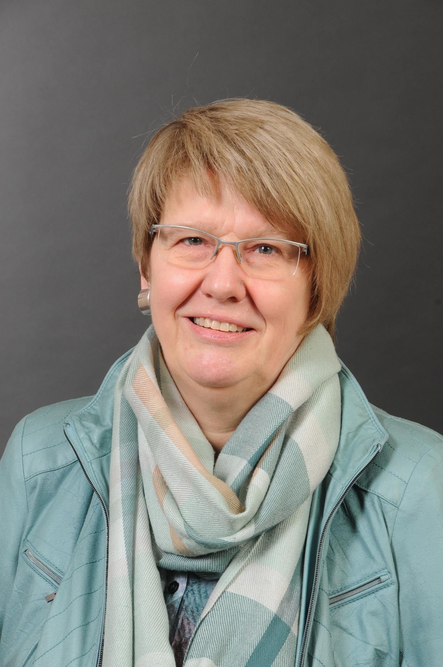 Beatrix Hillermann ist Diözesanbeauftragte für Trauerseelsorge im Bistum Aachen. (c) Privat