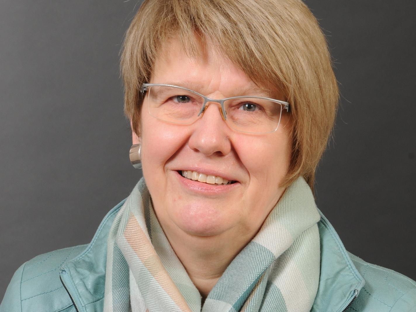 Beatrix Hillermann ist Diözesanbeauftragte für Trauerseelsorge im Bistum Aachen. (c) Privat