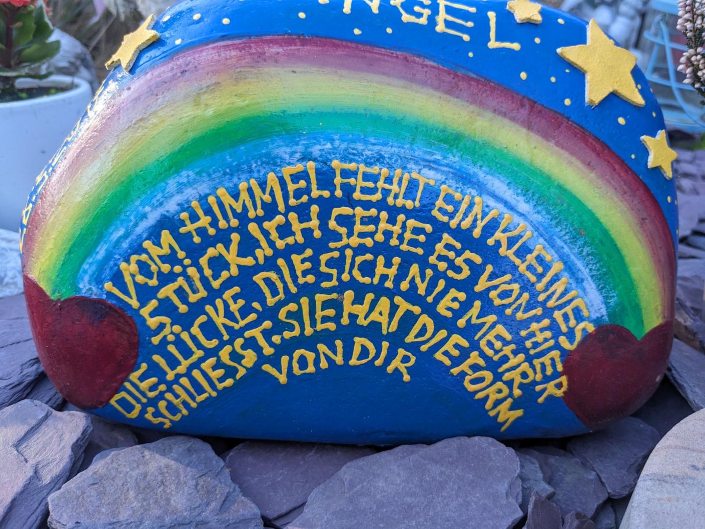Auch der Friedhof an der Dürener Straße in Eschweiler hat ein Sternenkinder-Feld. (c) Steffi Sieger-Bücken
