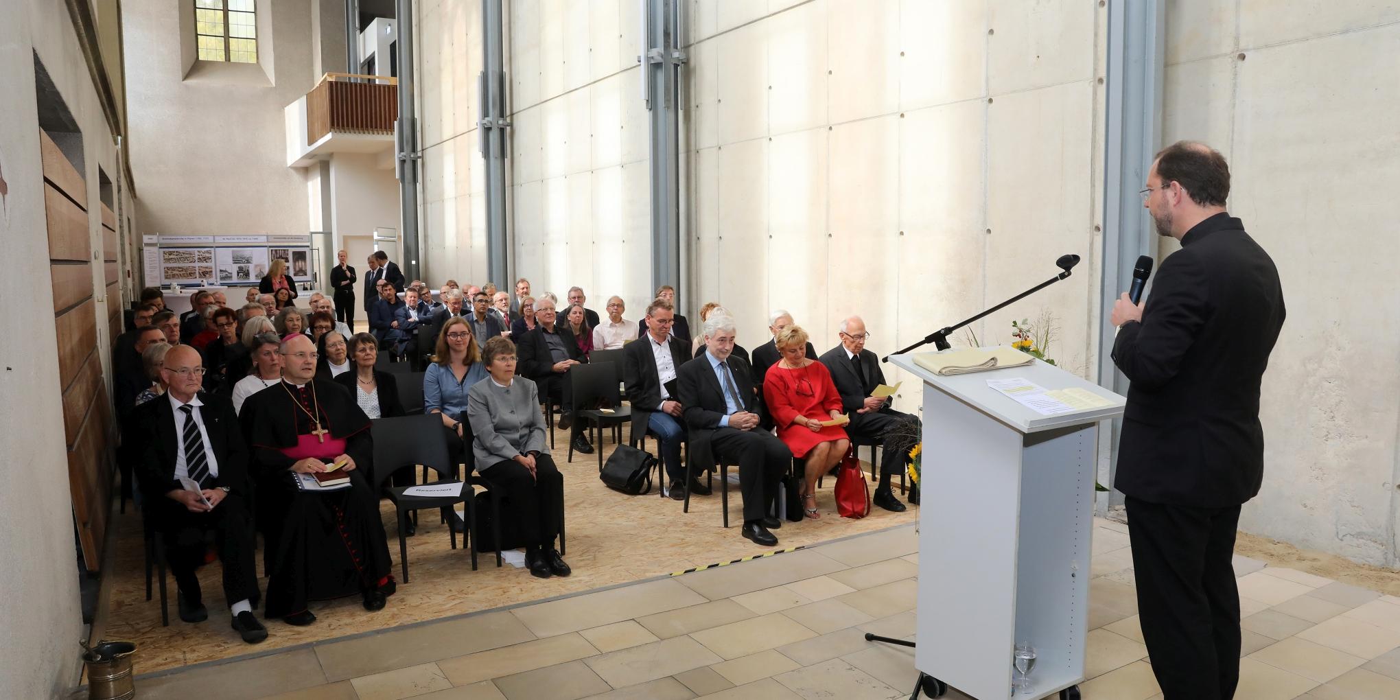 Generalvikar Dr. Andreas Frick eröffnete die Feierstunde.