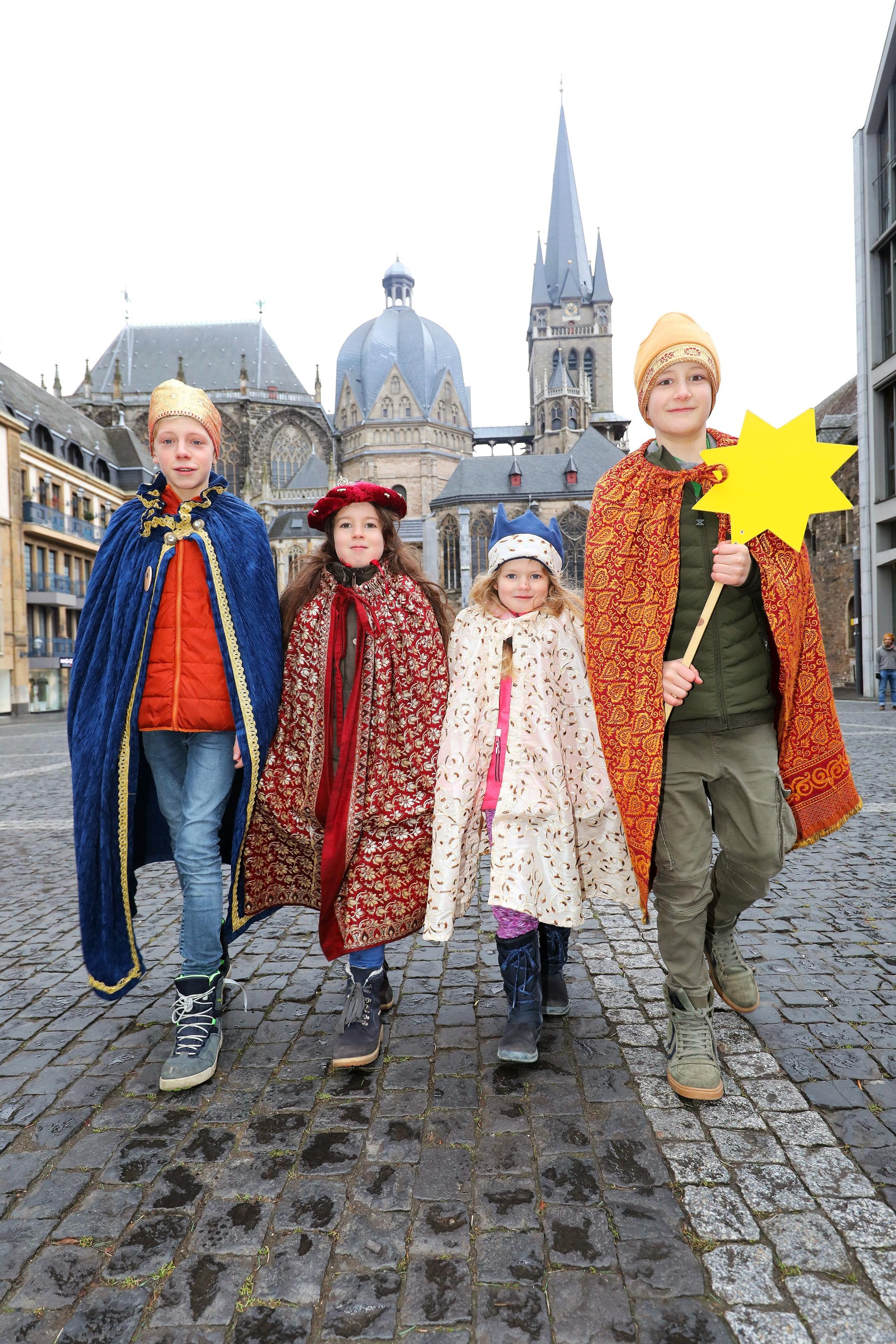 'Gemeinsam für unsere Erde - in Amazonien und weltweit.' lautet das Motto des diesjährigen Spendensammelns der Sternsinger.