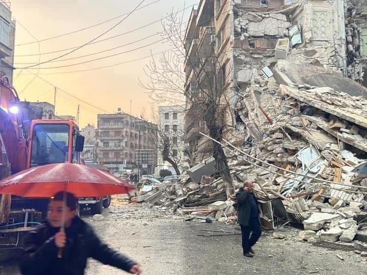 Schwere Zerstörungen durch das Erdbeben in Aleppo / Syrien