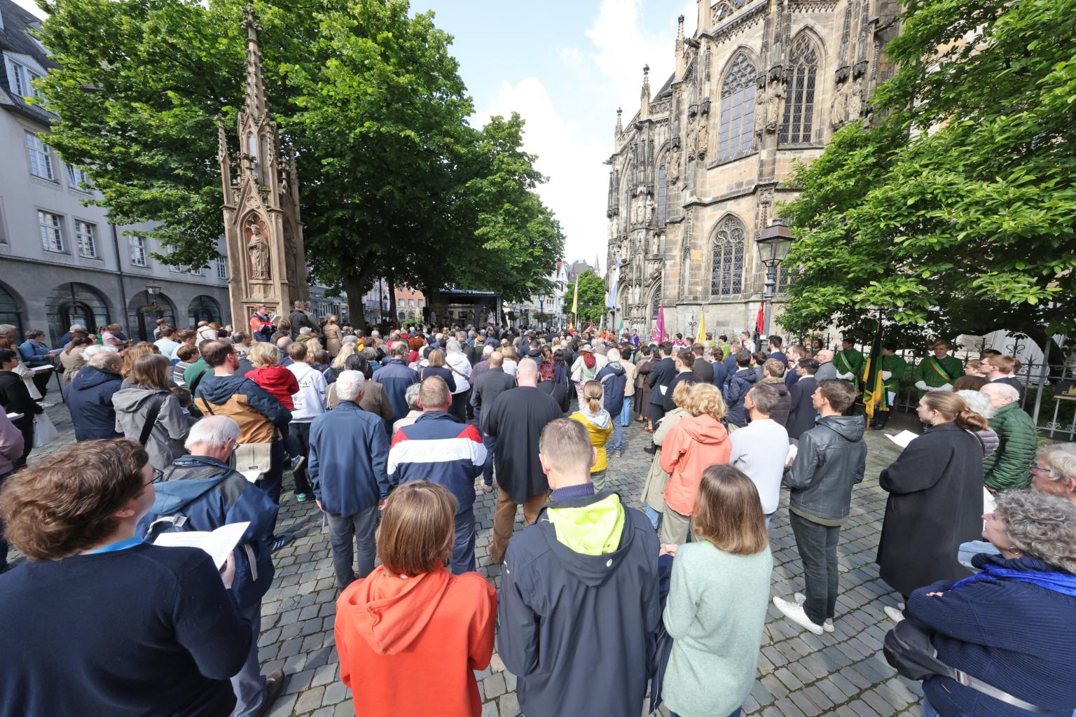 Fronleichnamsprozession durch Aachen. (c) Bistum Aachen/Andreas Steindl
