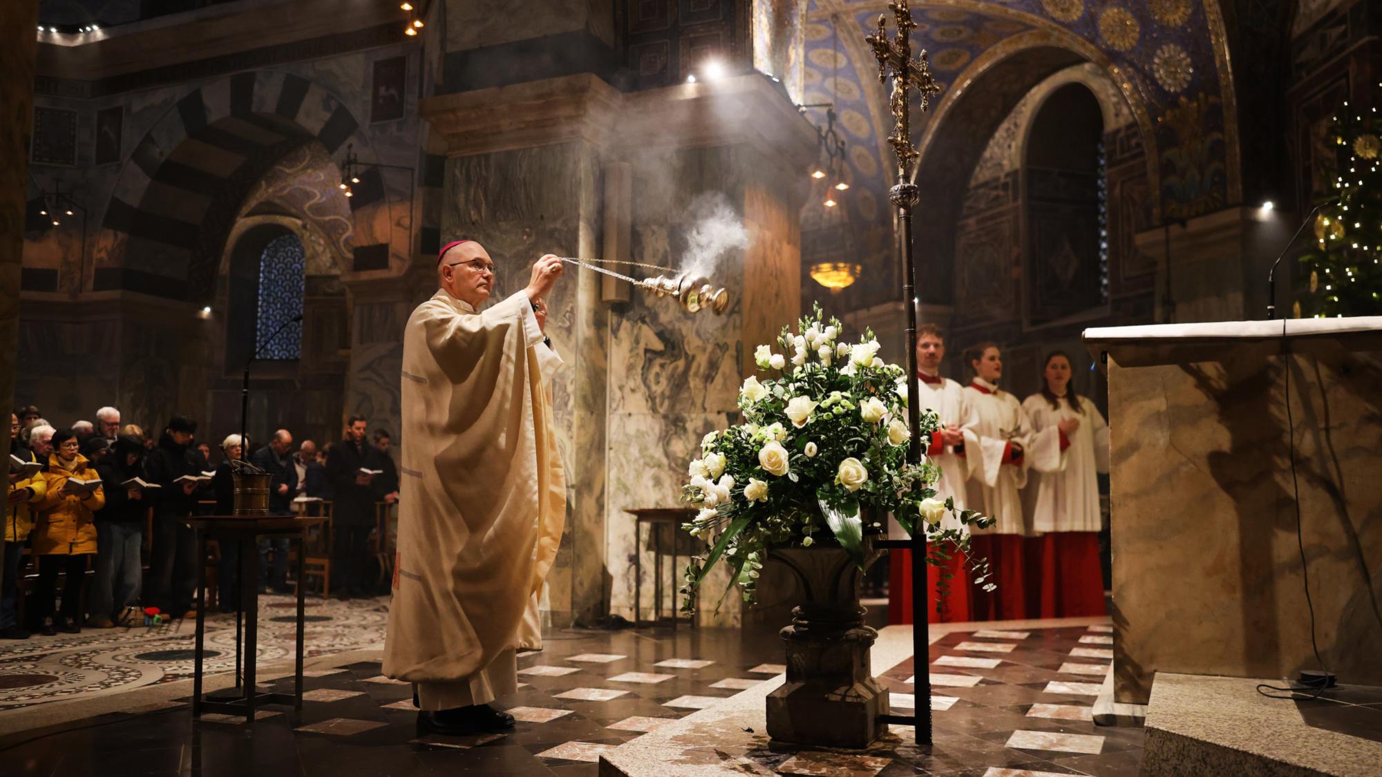 Das Heilige Jahr startete im Bistum Aachen mit einem Festgottesdienst im Aachener Dom