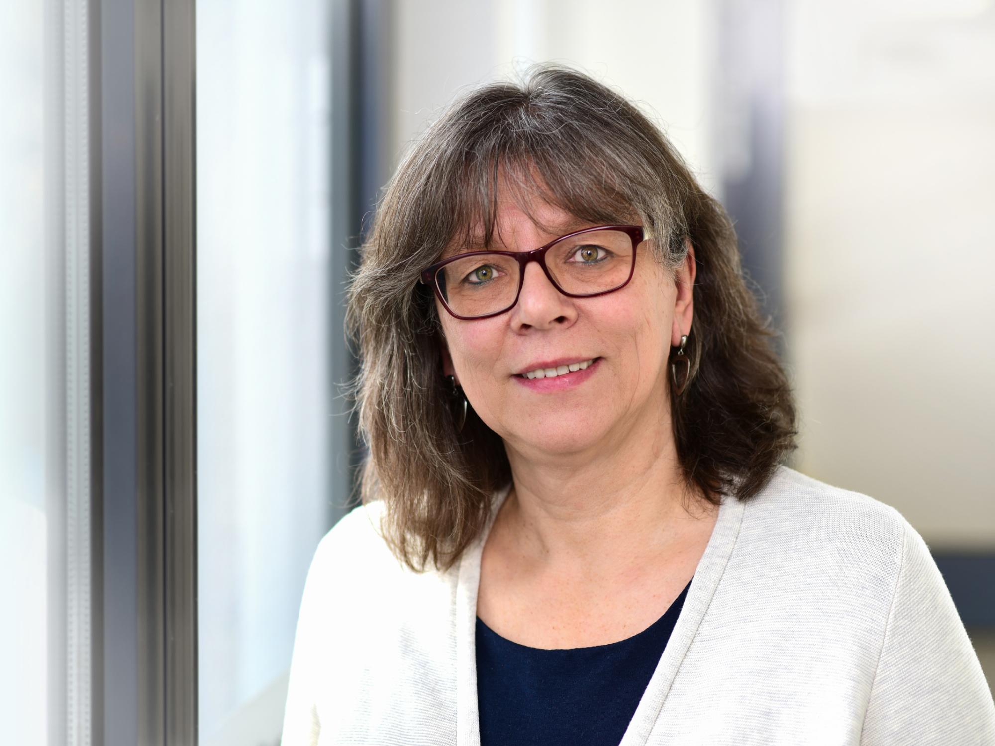 Marion Engels ist Sozialpädagogin beim Caritasverband Eifel e.V. (c) Caritas / Verena Brandenburg