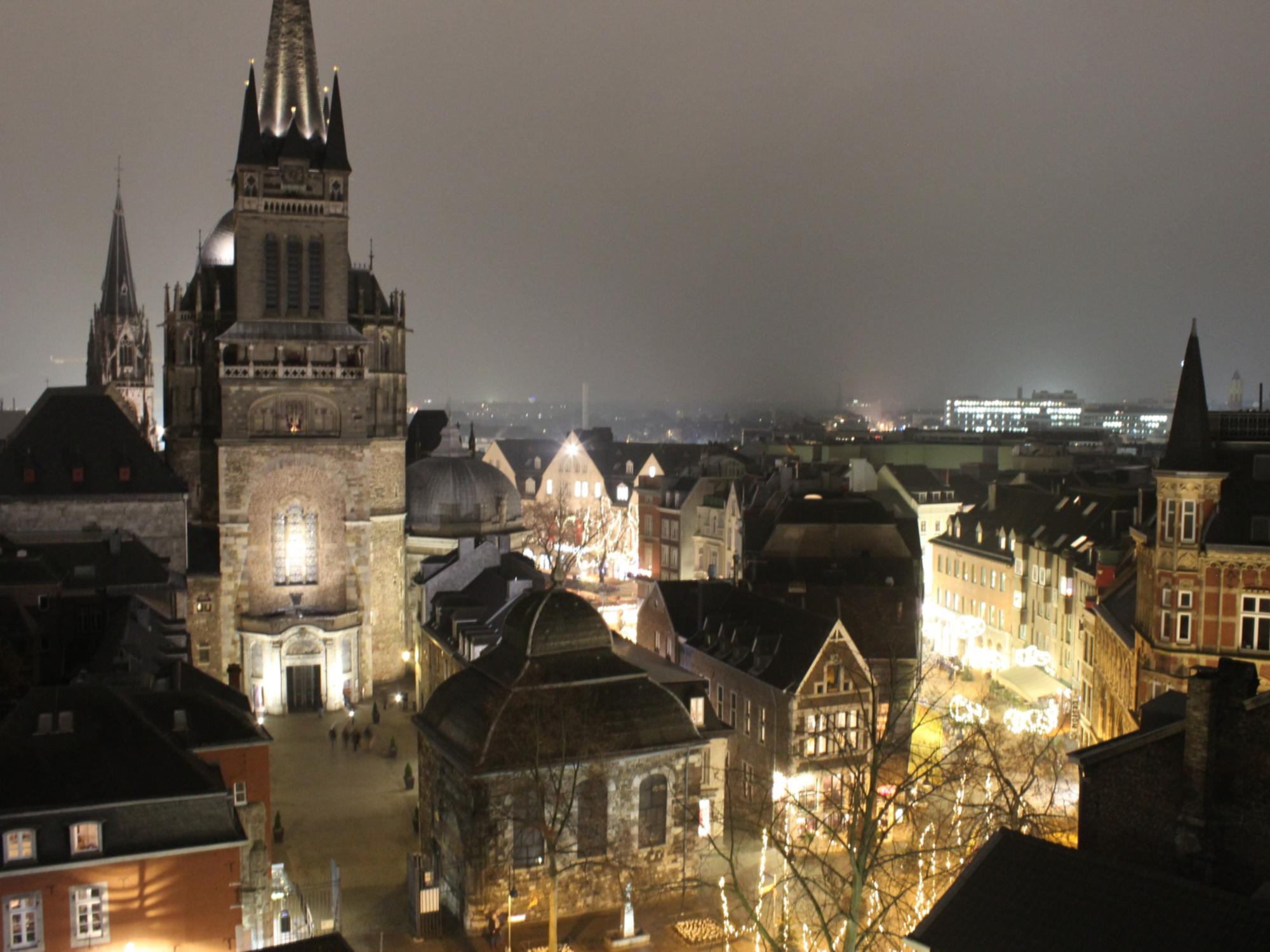 Gottesdienste zur Jahreswende im Aachener Dom (c) Bistum Aachen - Anja Klingbeil