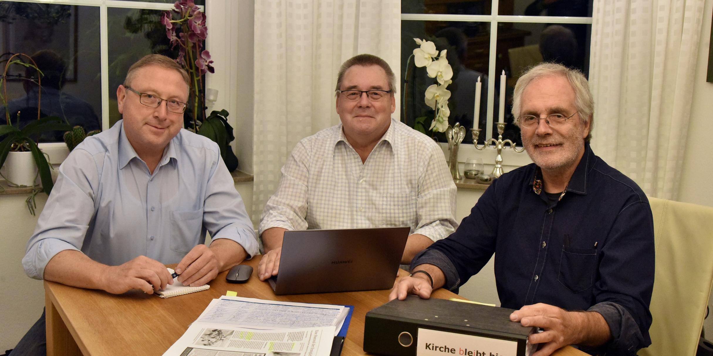 Haben das Netzwerk „Kirche bleibt hier“ im Jahr 2019 gegründet (v.l.): Heinz-Günter Jünger, Dieter Verheyen und Herbert Schaber.