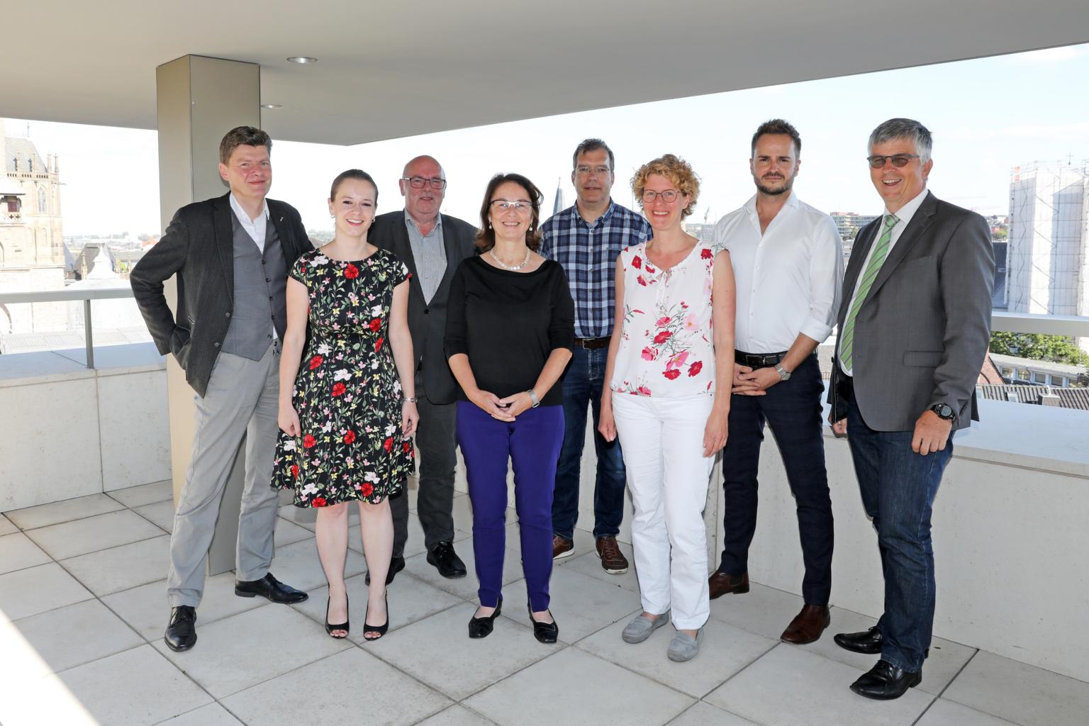 Die Lenkungsgruppe im September 2020: Reiner App, Mareike Jauß, Jürgen Jansen, Astrid Hautzer, Thorsten Aymanns, Sabine Kock, Andreas Schreib und Harald Hüller (v.l.). (c) Bistum Aachen/Andreas Steindl