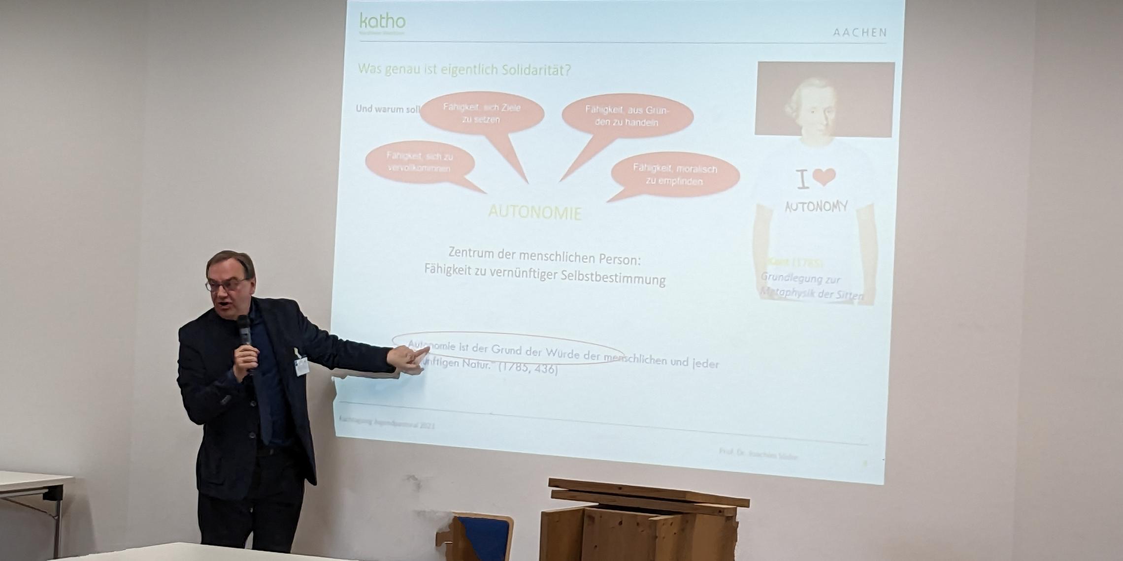 Prof. Söder beim 50. Fachtag Jugendpastoral im Bistum Aachen.