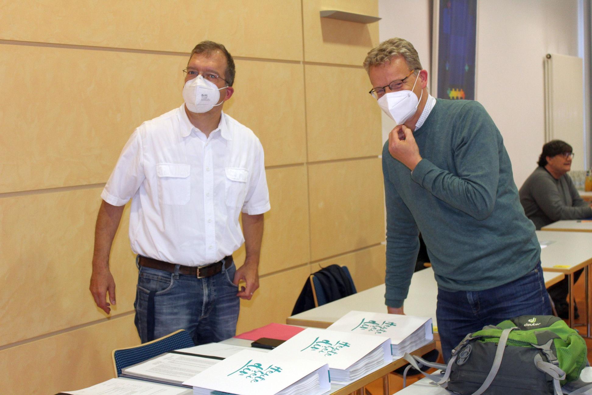 Thorsten Aymanns (l.), Wolfgang Oellers (c) Bistum Aachen - Jari Wieschmann