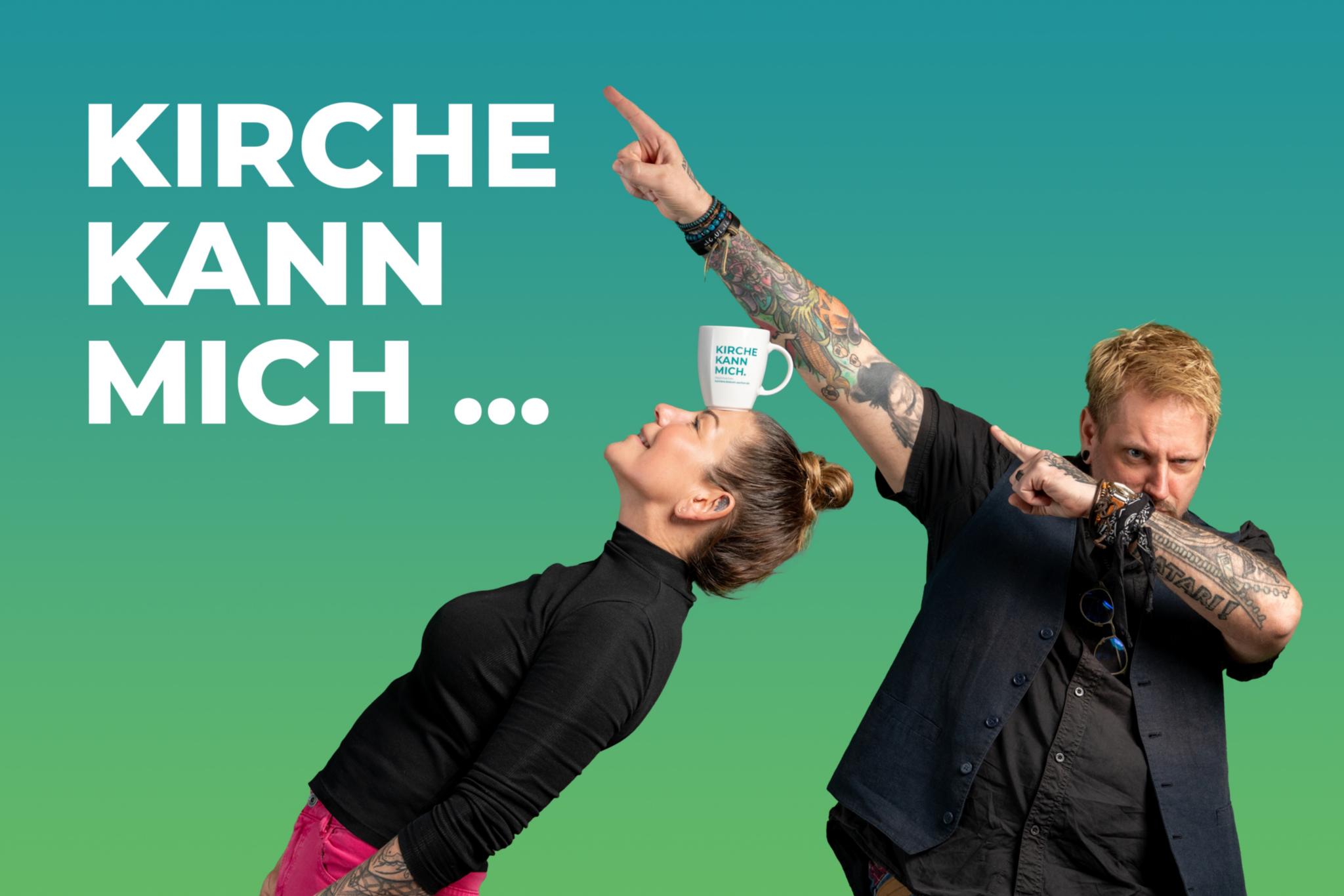 Simone Haupt und Marc Schmitz sind in der mobilen Jugendarbeit in Düren aktiv und werben für das neue Karriereportal des Bistums Aachen.