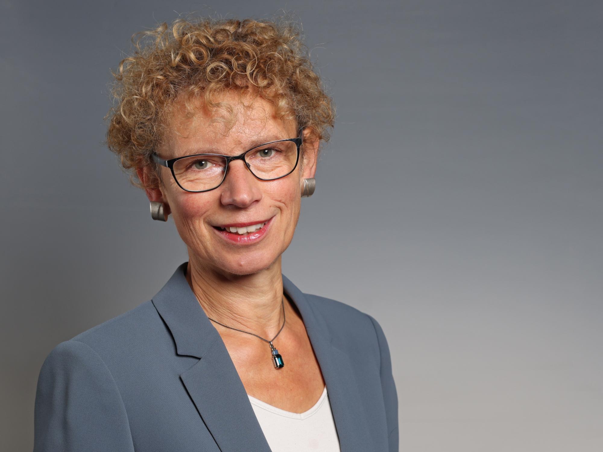 Dr. Angela Reinders, Direktorin der Bischöflichen Akademie