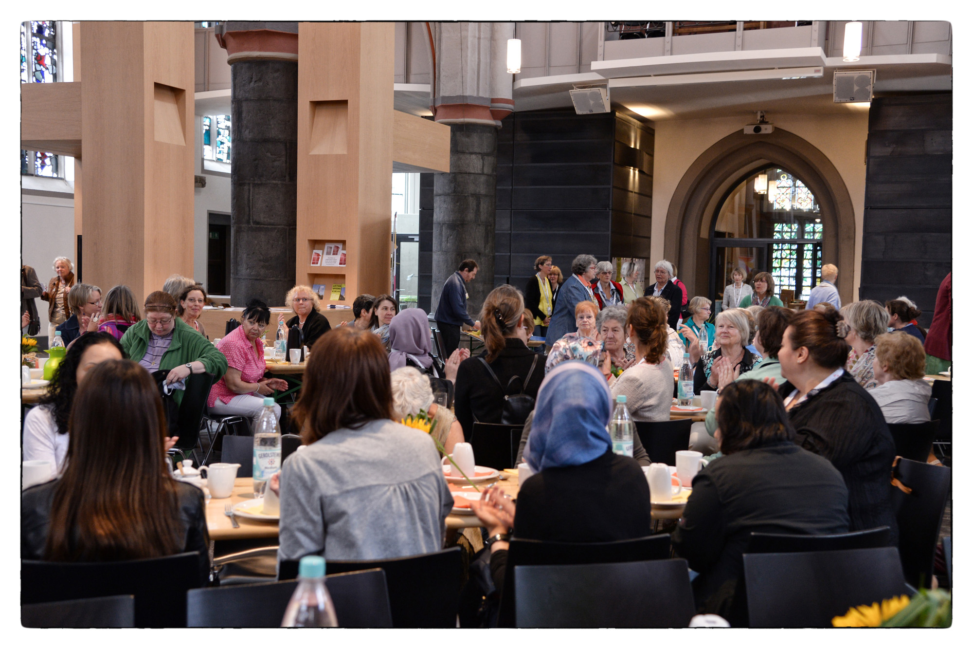 Interreligiöses Frauenfrühstück bei der Heiligtumsfahrt 2014 (c) Ute Haupts