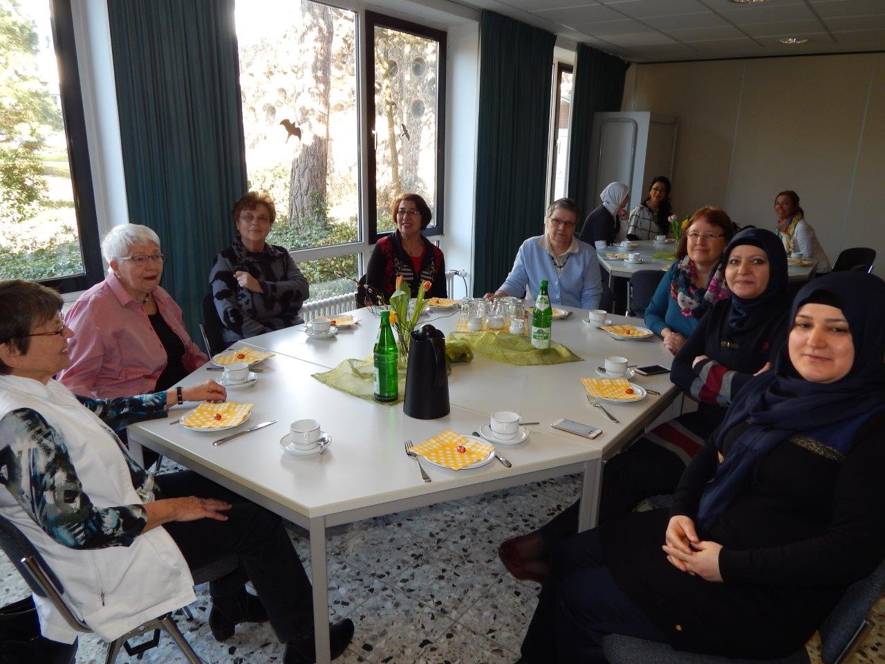 interreligiöses Frauenfrühstück (c) Frauenseelsorge in der Region Mönchengladbach