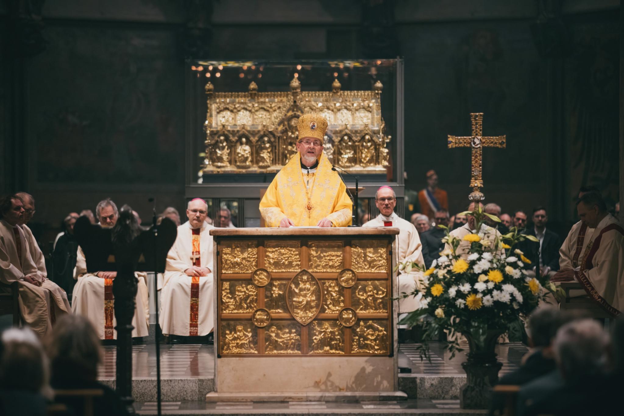 Hauptzelebrant beim traditionellen Aachener Karlsfest: Bischof Dr. Bodhan Dzyurakh, ukrainischer Bischof für Deutschland und Skandinavien