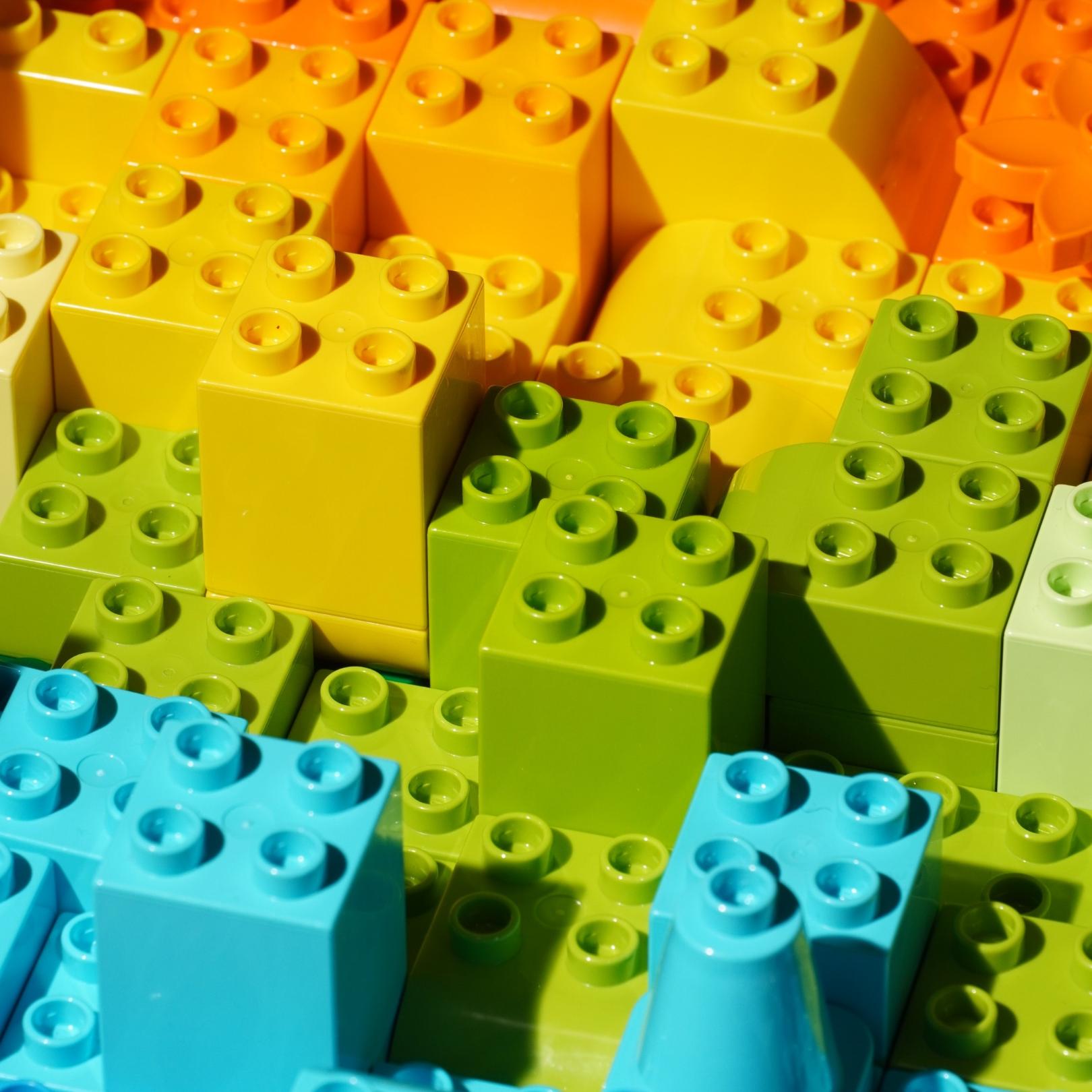 Lego-Steine - sen-rgP93cPsVEc-unsplash (c) Sen on Unsplash