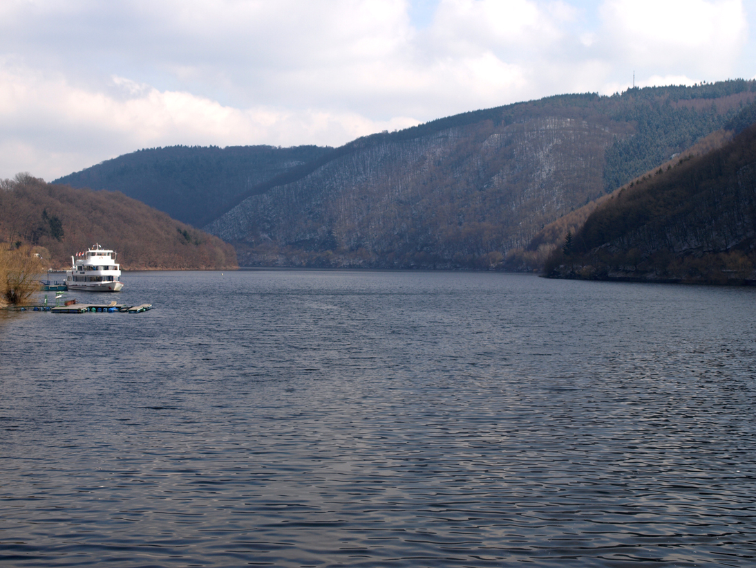 Der Rursee im Nationalpark Eifel