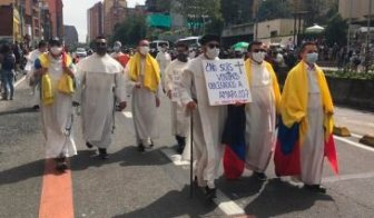Demonstrierende Dominikaner (c) Dominicos Provincia San Luis Beltrán
