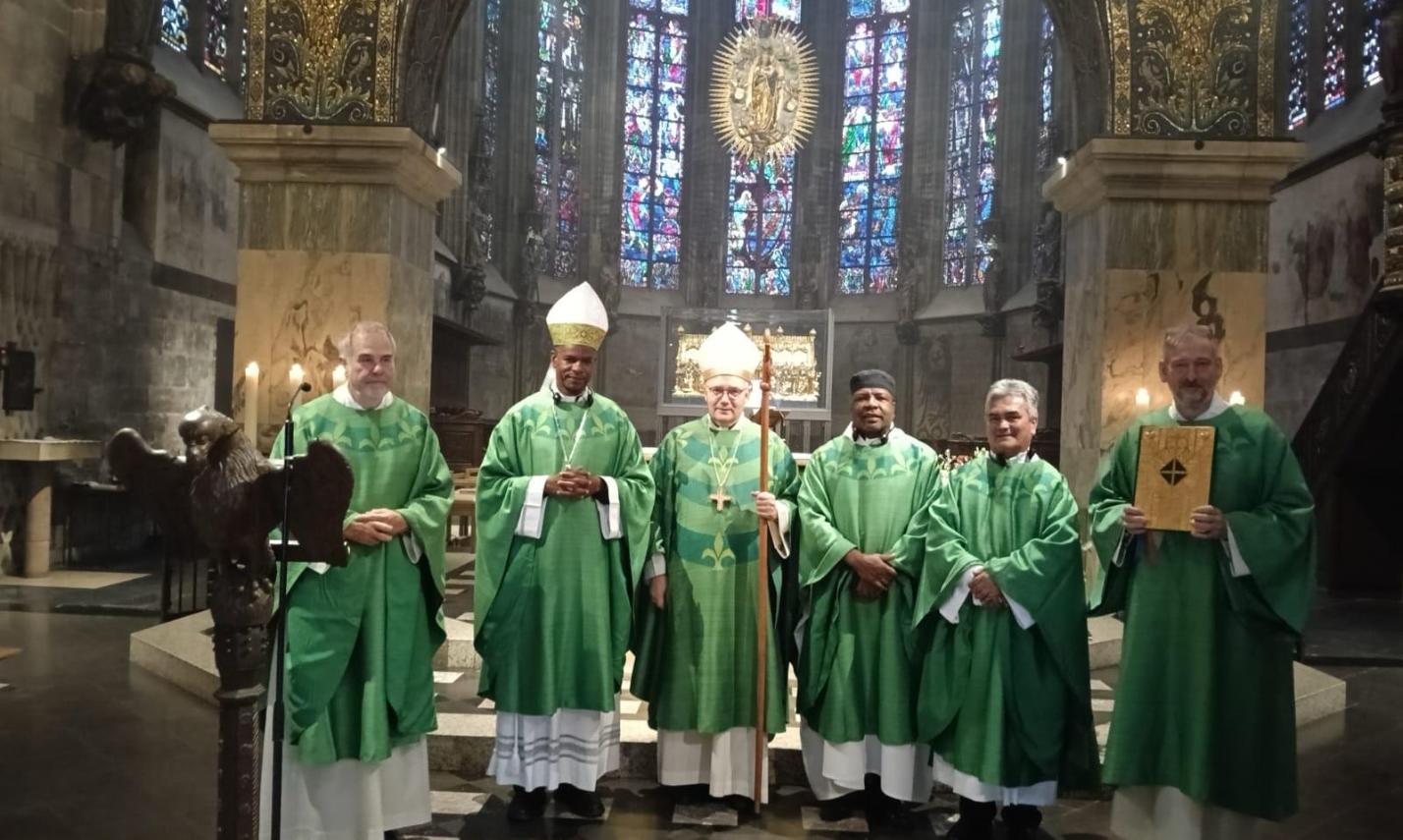 Eröffnungsmesse der Partnerschaftswoche im Aachener Dom.