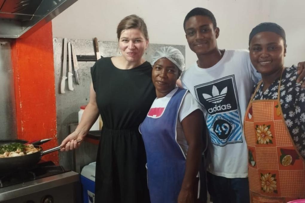 Sterneköchin Antje de Vries zu Besuch im CENTRO AFRO.