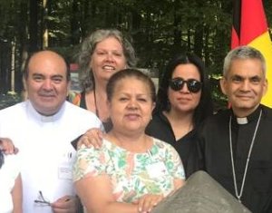 Alba Lucía Yepes López (Mitte) am Aachener Dreiländereck.