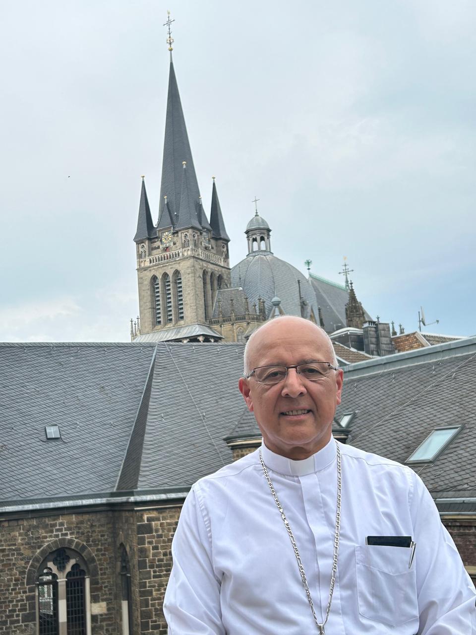 Monseñor Gabriel Ángel Villa Vahos