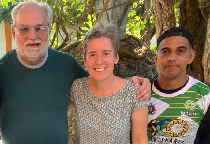 Pater José Gabriel, Ulrike Purrer und Bruder Diego (v.l.n.r.).