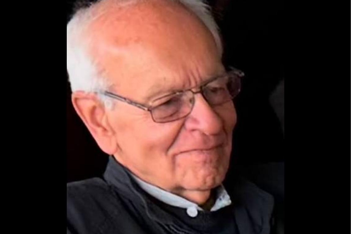 Padre Javier Giraldo Moreno