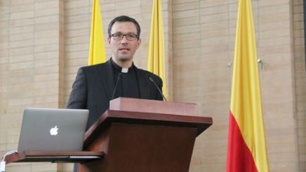 Padre Juan Álvaro Zapata Torres