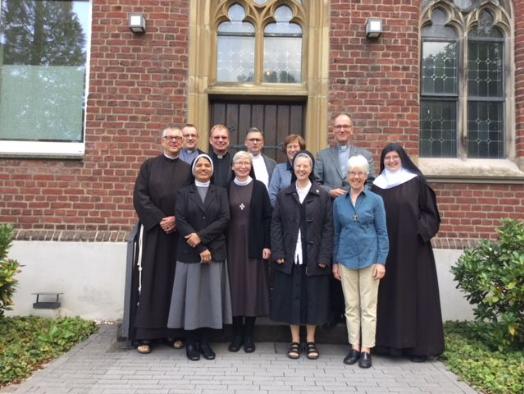 Vorstand der Vollversammlung (c) Sr. Birgitt M. Adelfang SND (Ersteller: Sr. Birgitt M. Adelfang SND)