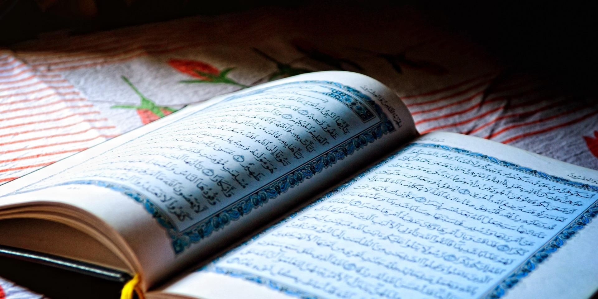 Koran (c) www.pixabay.com