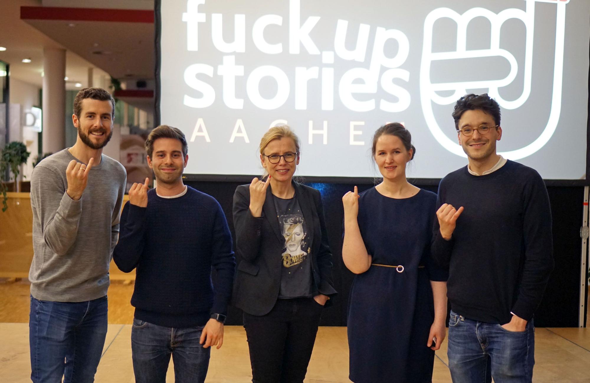 v.l.: Christian Sprinkmeyer (Speaker), Deniz Saner (Speaker), Ursula Hahmann (Moderatorin), Laura Slade (Speaker) und Tim Host (Speaker). Foto: Projektgruppe „Fuck Up Stories Aachen“