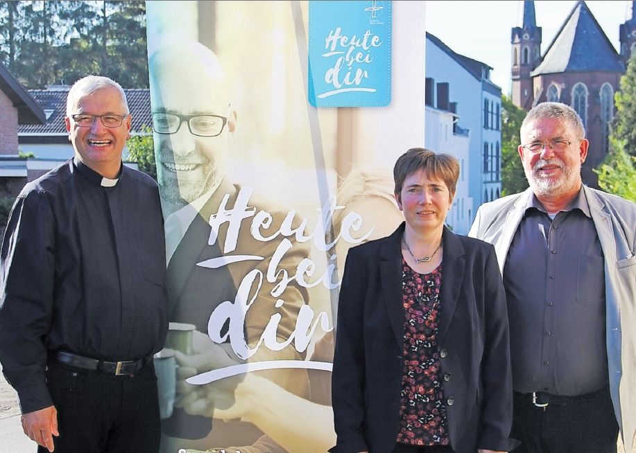 Die Neuen für Aachen-Land: Regionalvikar Hannokarl Weishaupt, Erdmute Söndgen als Ehrenamtliche und Pastoralreferent Norbert Franzen.