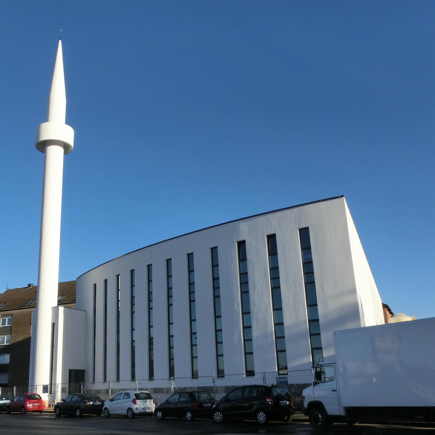 Ramadan Mubarak (Yunus-Emre-Moschee in Aachen)