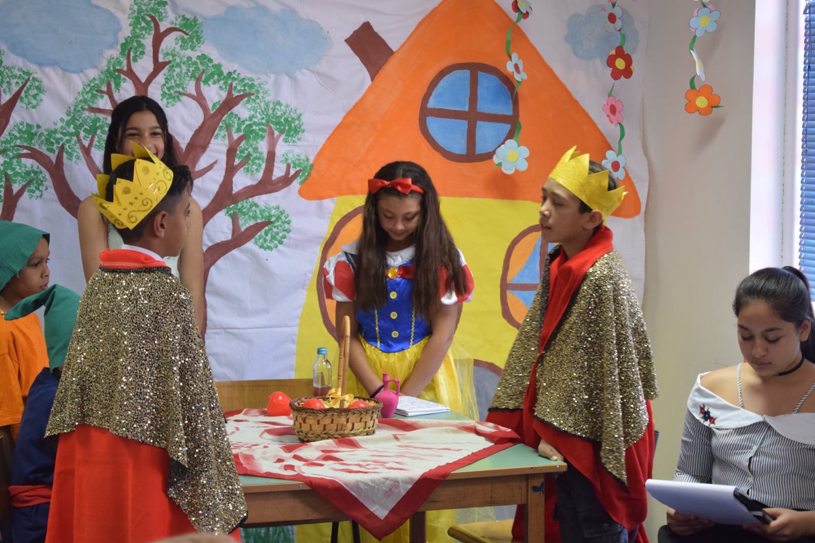 Theater Romakinder Nadez Mazedonien (c) pax christi