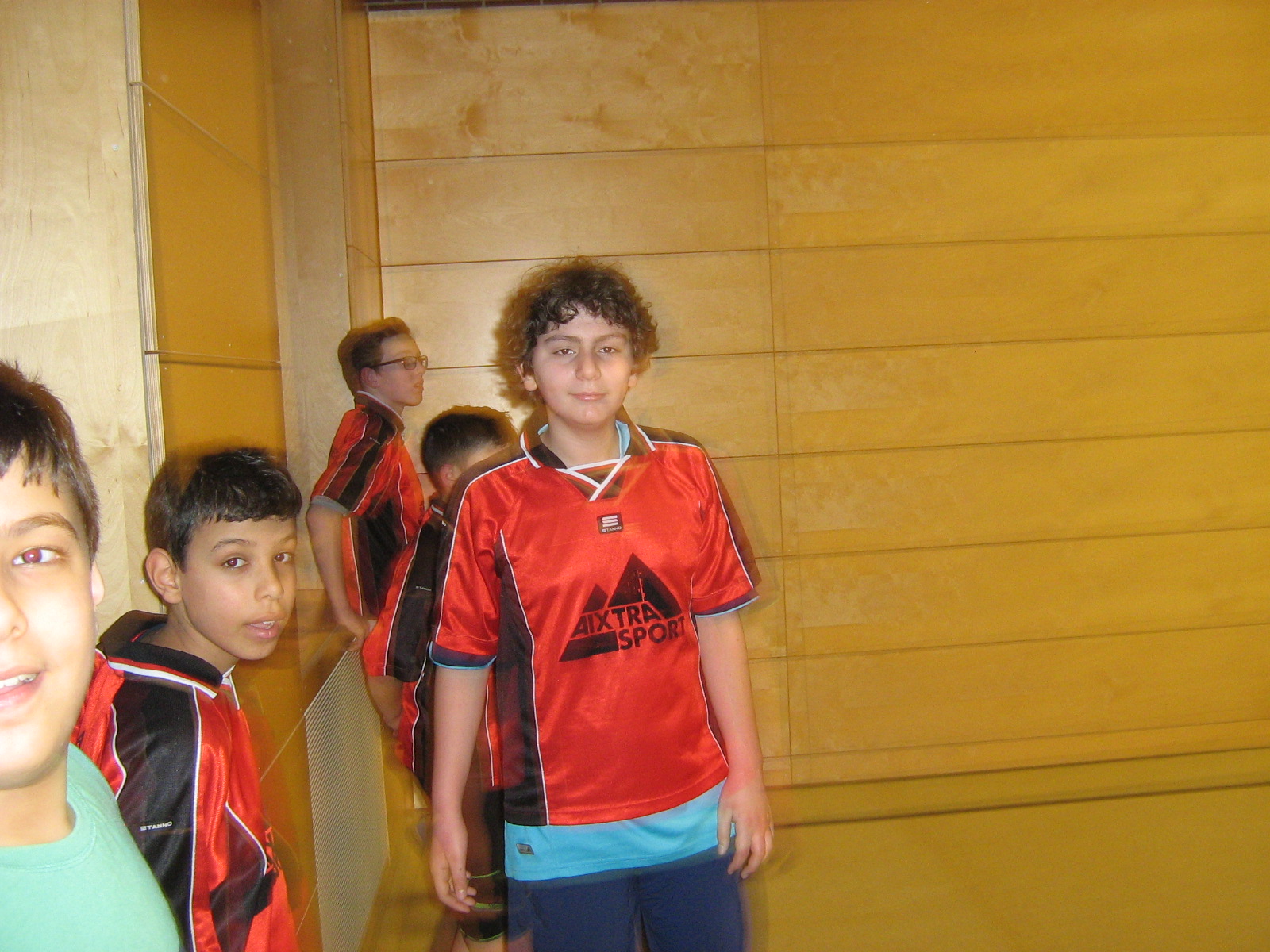 FUSSBALL