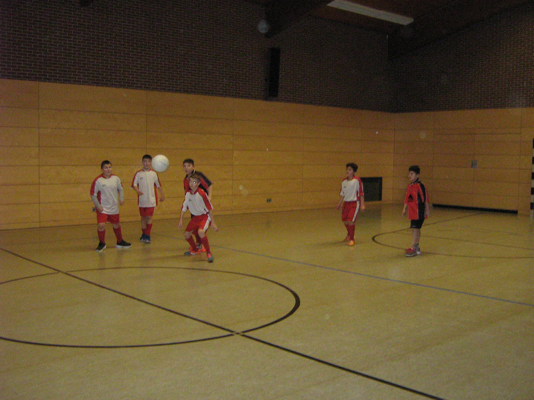 FUSSBALL