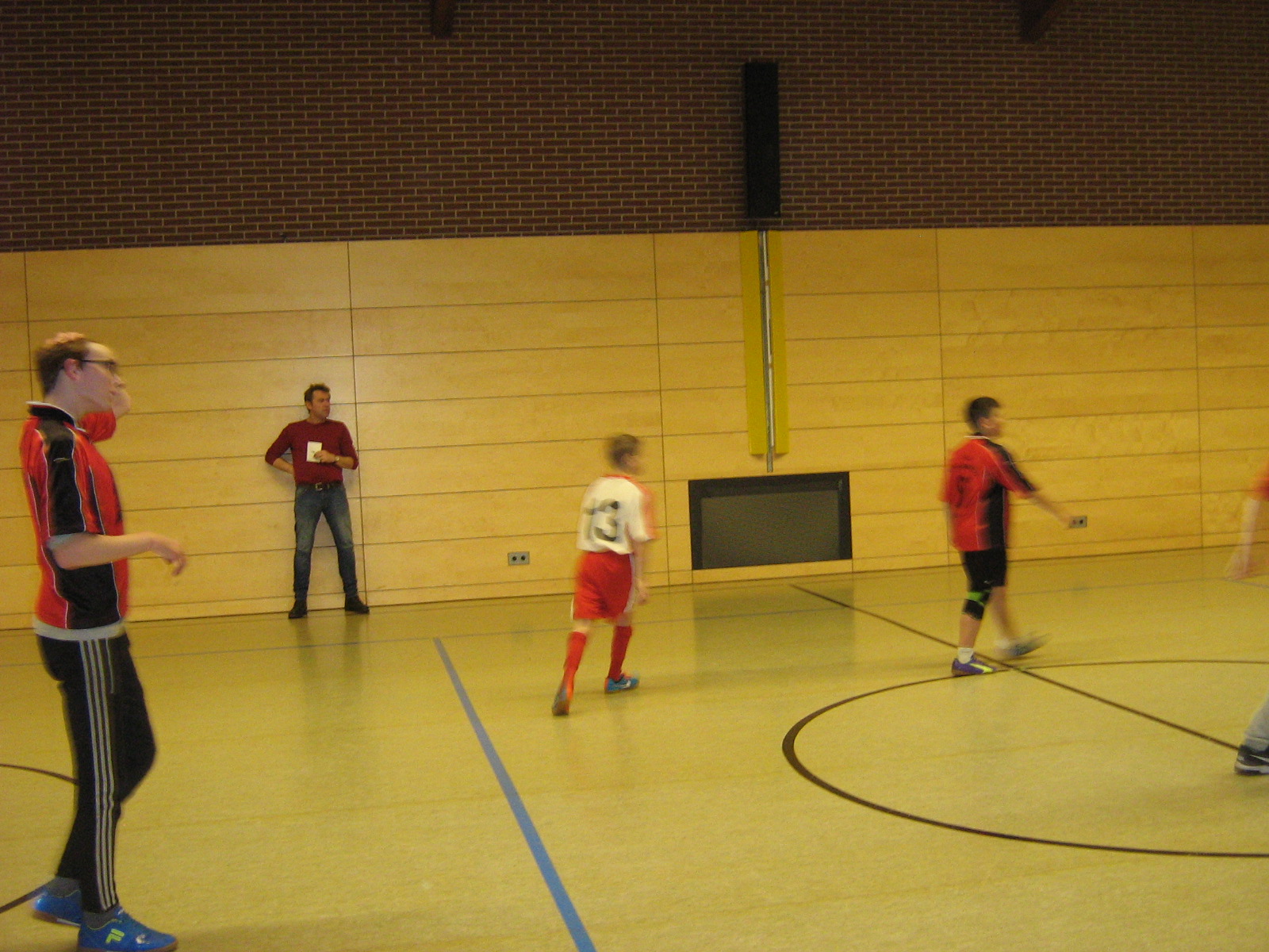 FUSSBALL