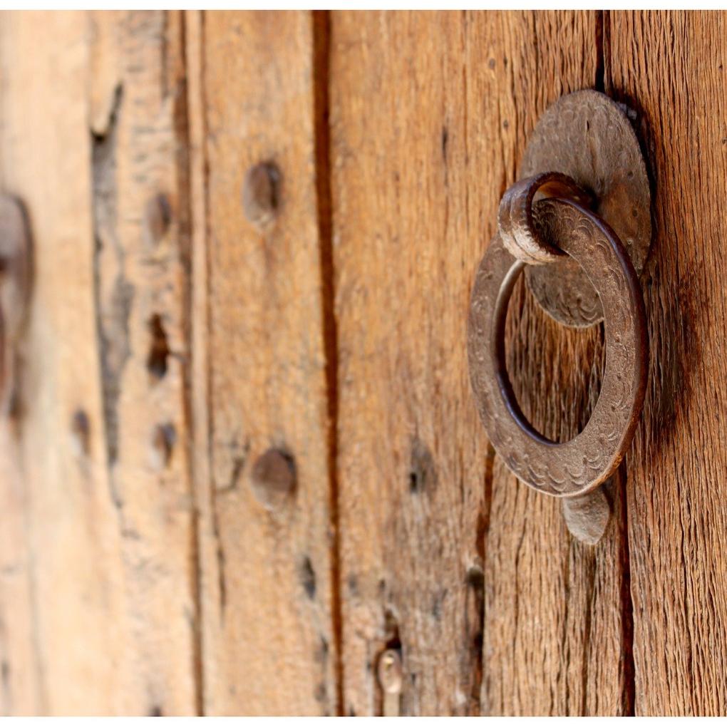 door-401797_1920