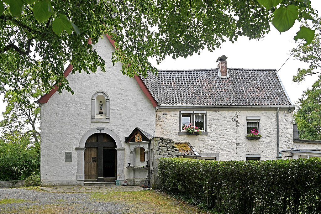 Klause (Kornelimünster), Kapelle mit angebauter Eremitenwohnung und Bildstock