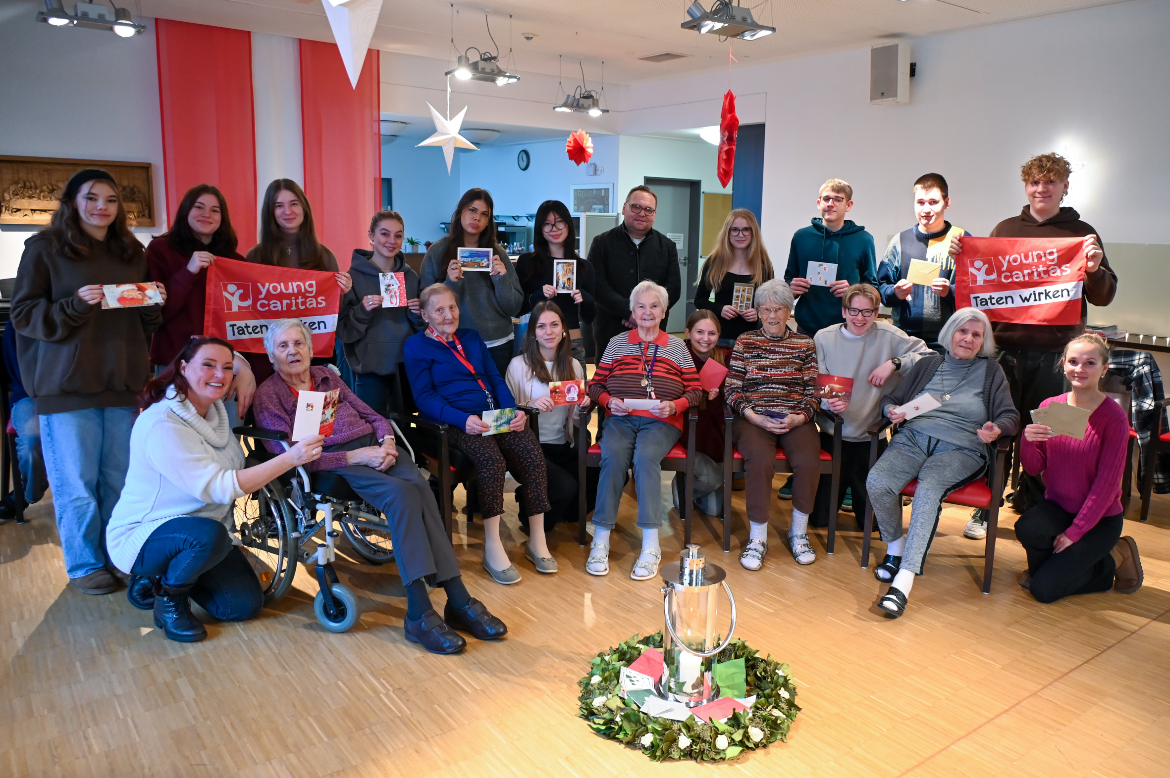 Aktion Brieftaube der Young Caritas in Viersen