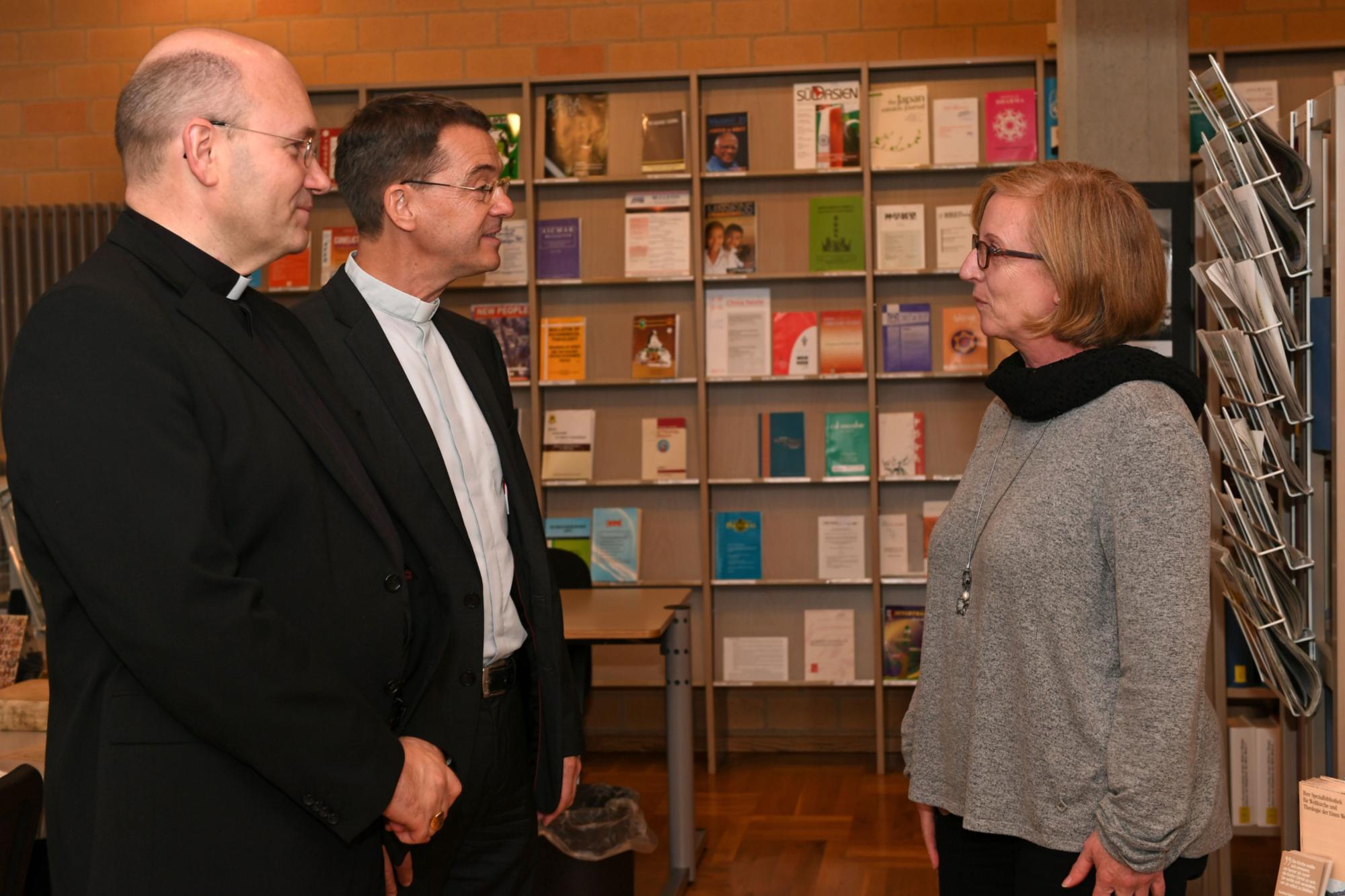 Bischof Dieser besucht missio