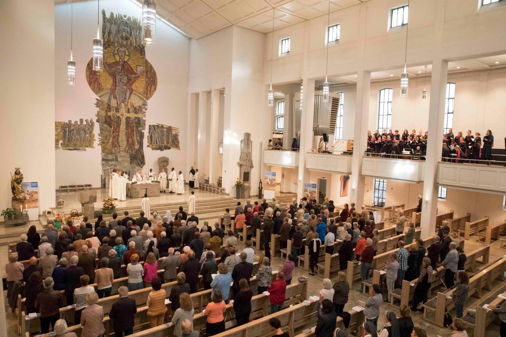 Eröffnungsgottesdienst (c) missio / Hartmut Schwaut Schwarzbach