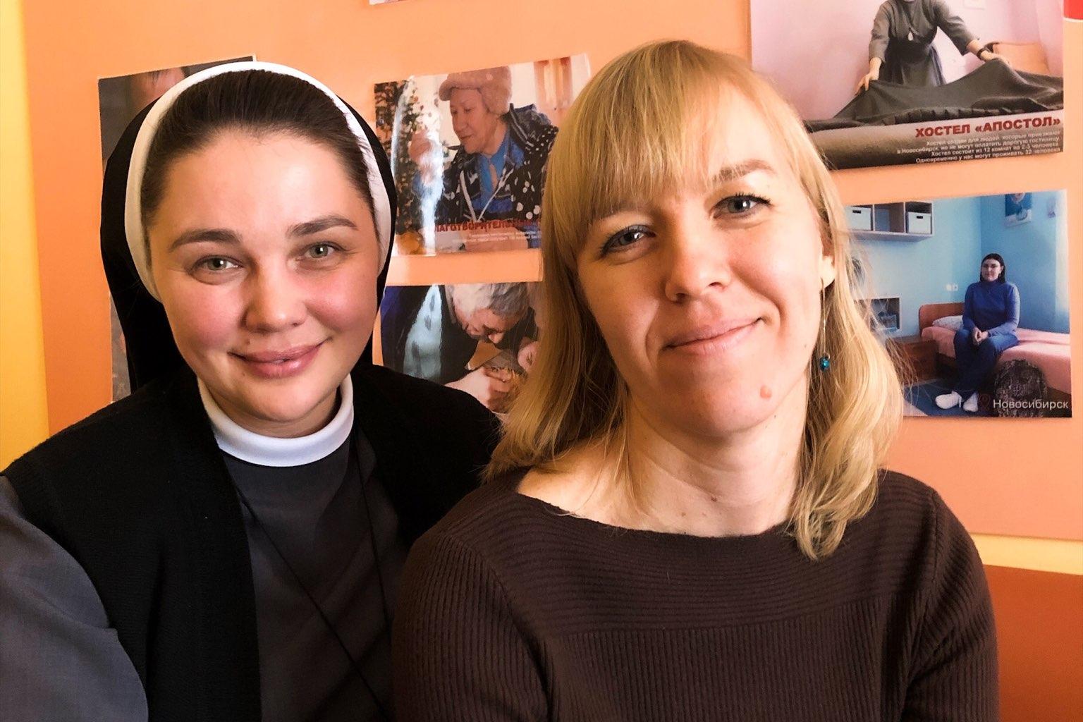 Schwester Daria Rasskazova und Natalja Sokolova