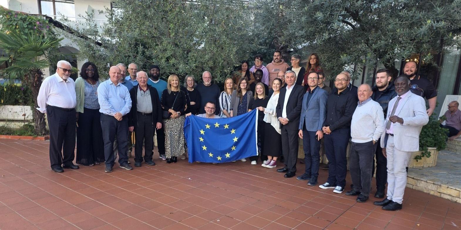 Aus elf Ländern kamen Teilnehmende zusammen, um über KI und ihre Auswirkungen auf die Arbeitswelt zu sprechen