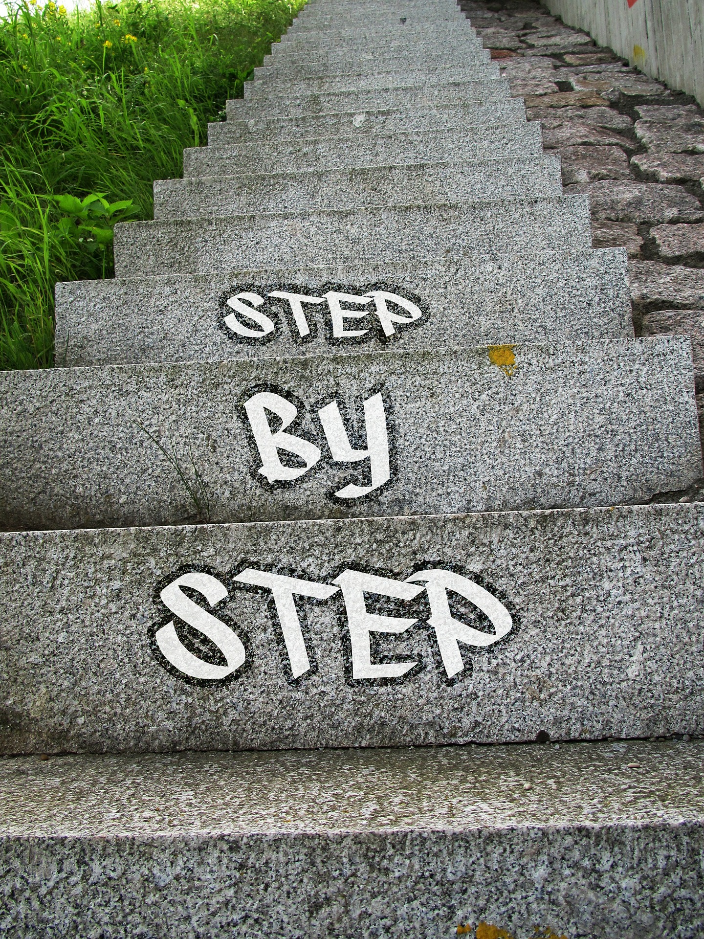Step by Step (c) www.pixabay.com