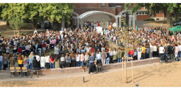 Übernahmefeier St. Angela-Schule