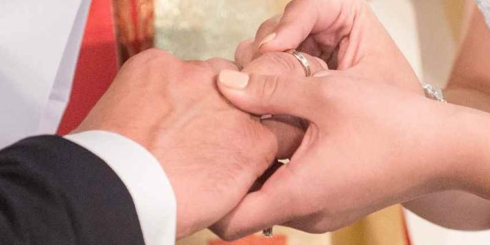 FAMILIE UND PARTNERSCHAFT