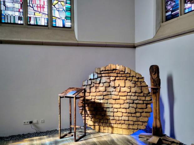 Apostelinnen-Leuchter St. Maria Emfpängnis MG Venn, gefertigt von Sonja Toepfer